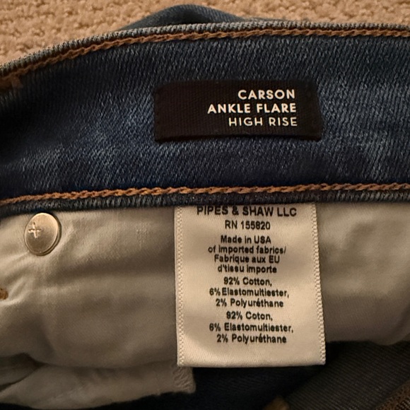 NWT Veronica Beard Carson Ankle Flare High Rise Jean in Tide Down Size 28 - Picture 8 of 9